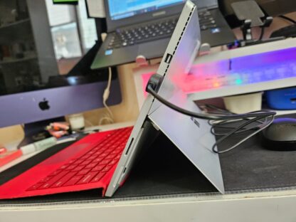 Surface Pro 4, Core i5, Used Items - Image 5